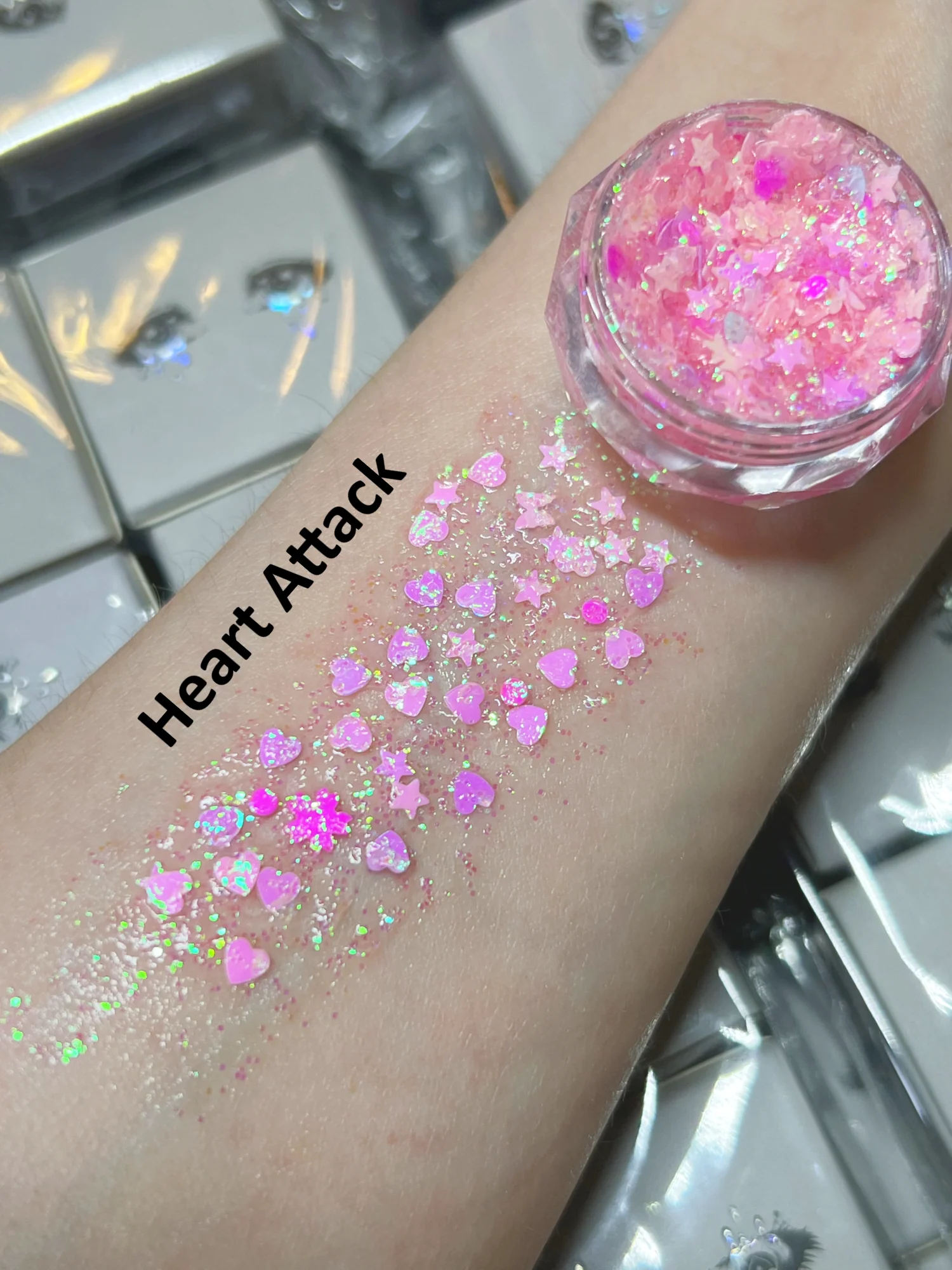 Gel Glitter Tears - Image 33