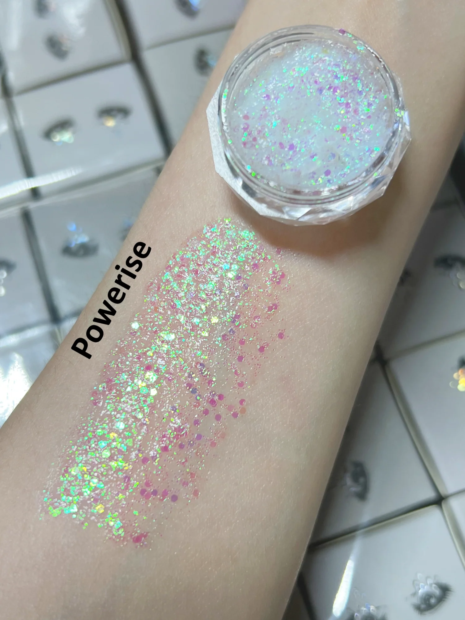 Gel Glitter Tears - Image 35