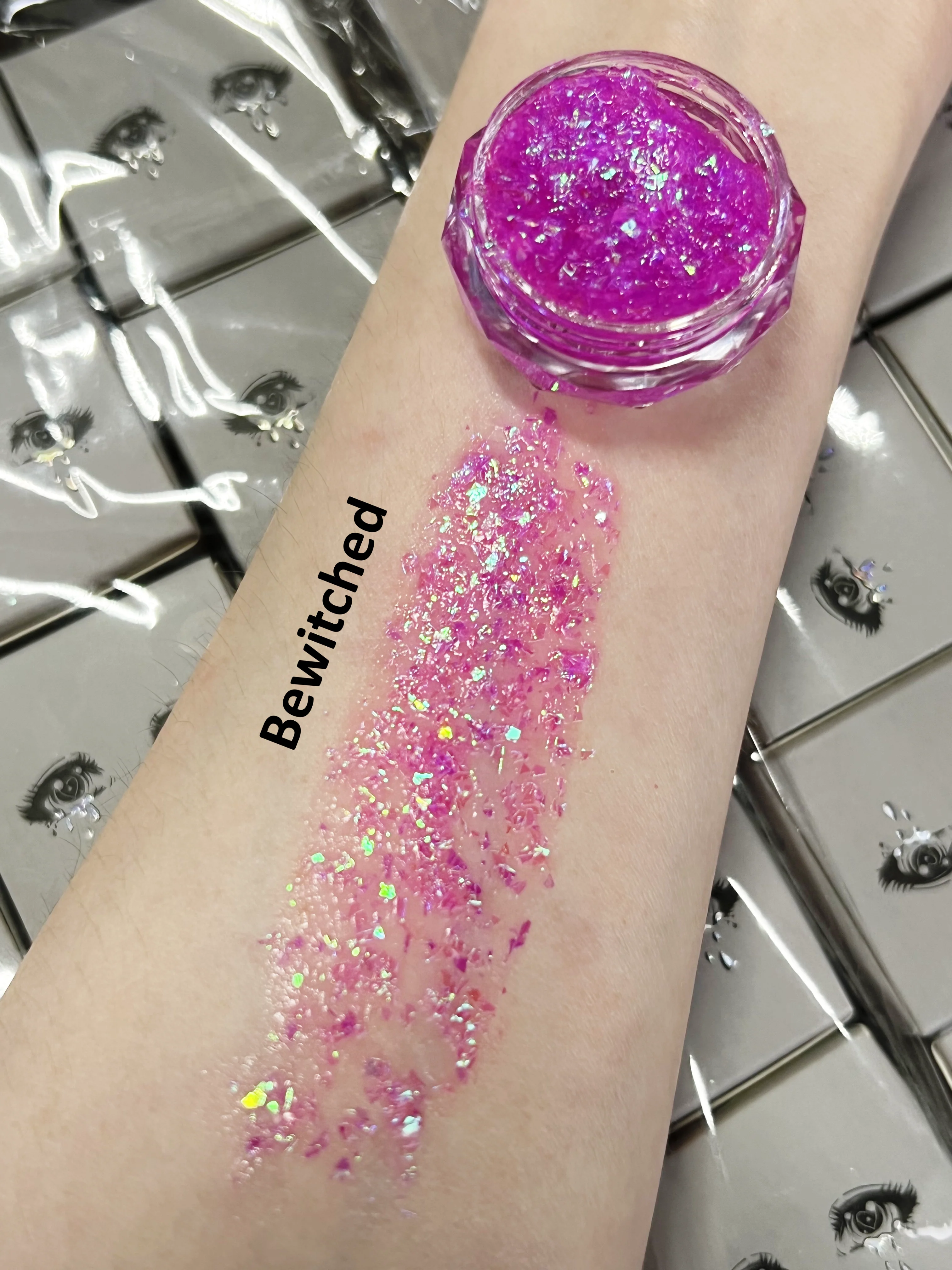 Gel Glitter Tears - Image 5