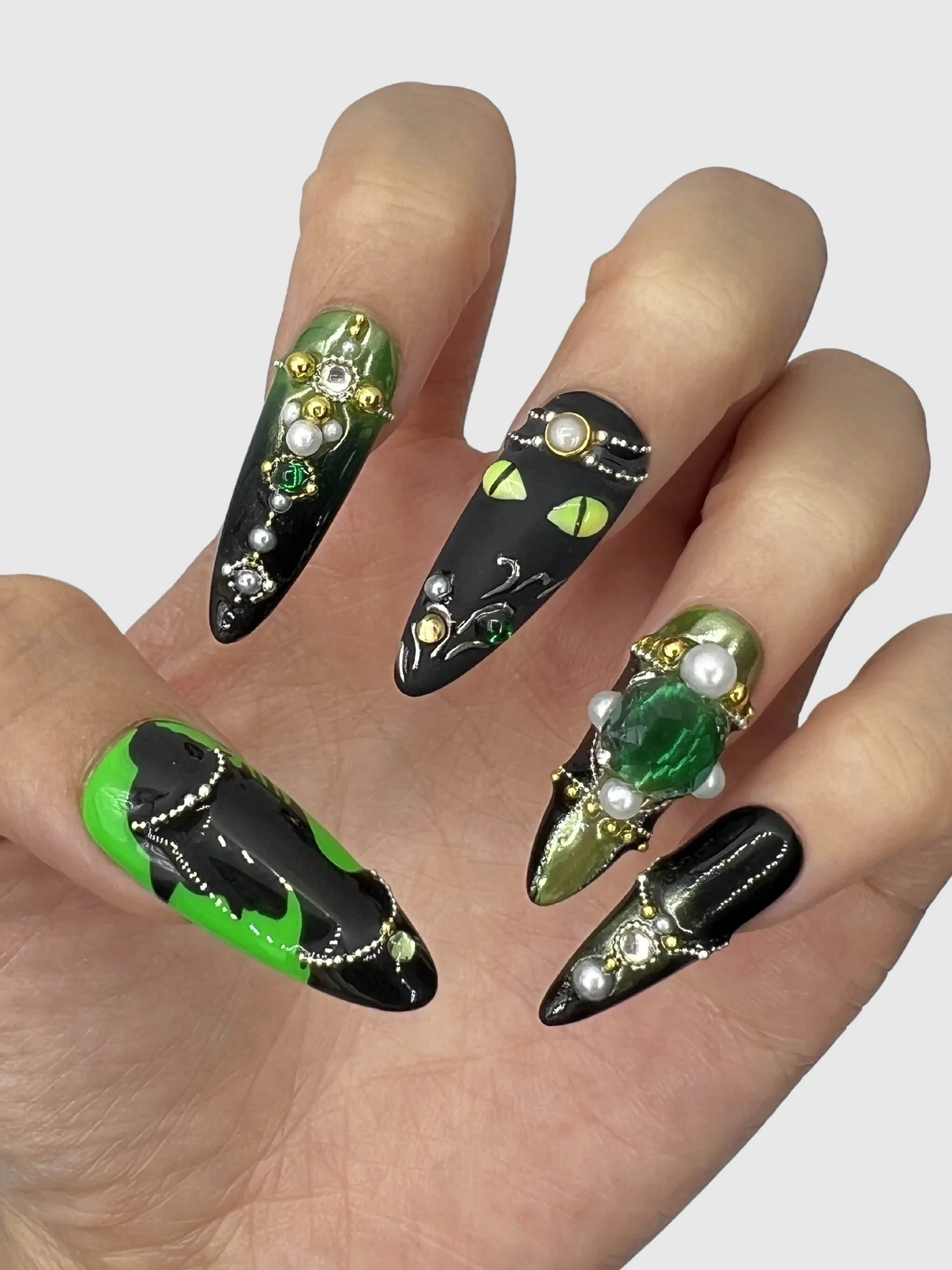 Witch's Familiar - Image 3